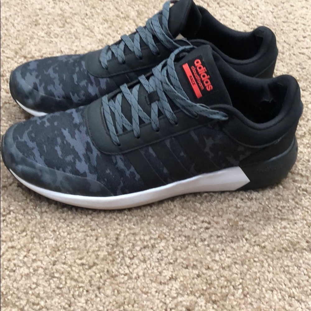 Size 11 adidas cloud foam